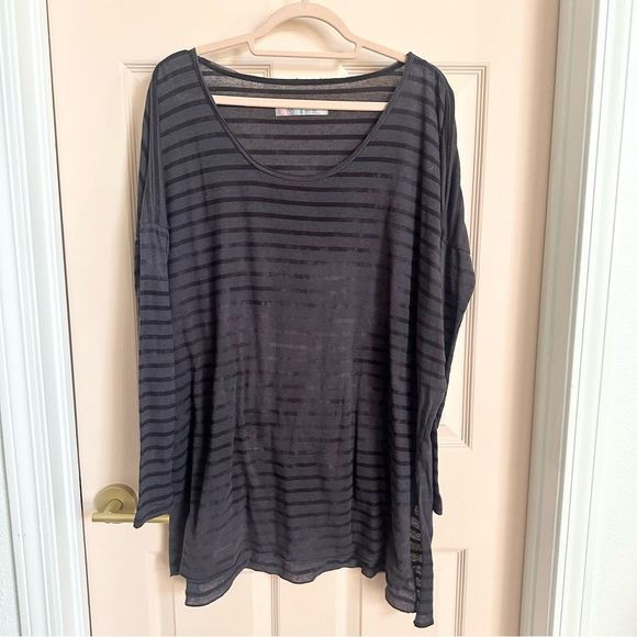 Free People Black Striped Top - Picture 1 of 4